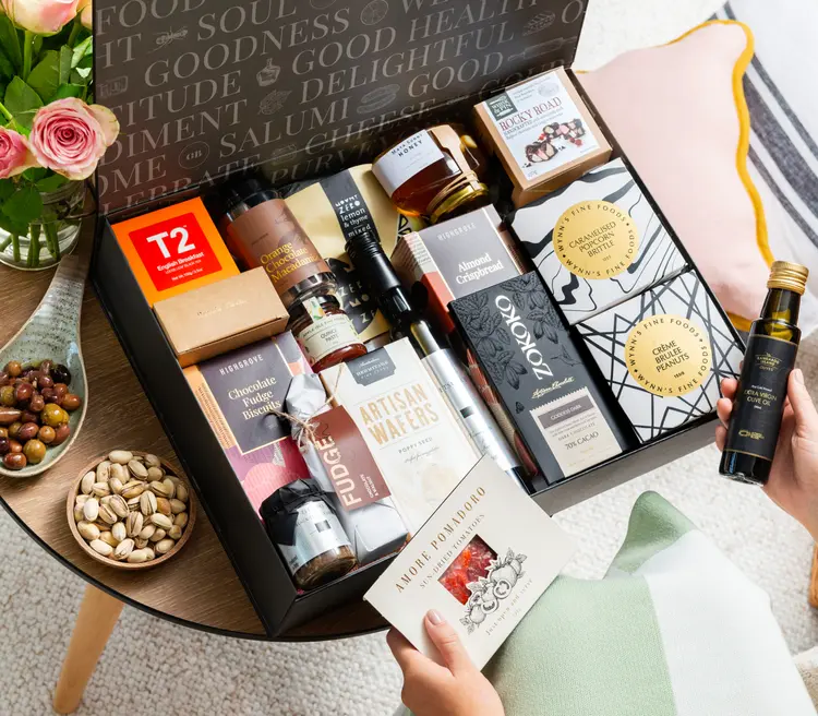 Budget-Friendly Christmas Gift Hampers Without Sacrificing Quality